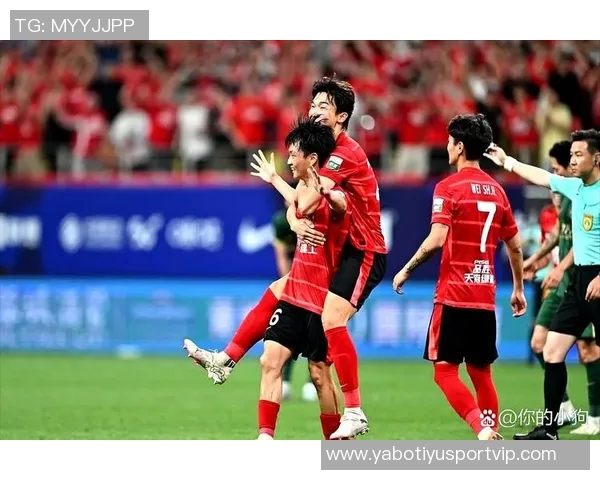 国足缺乏集训中超三强全主力出战但与日韩实力差距明显 国足缺乏集训中超三强全主力出战但与日韩实力差距明显