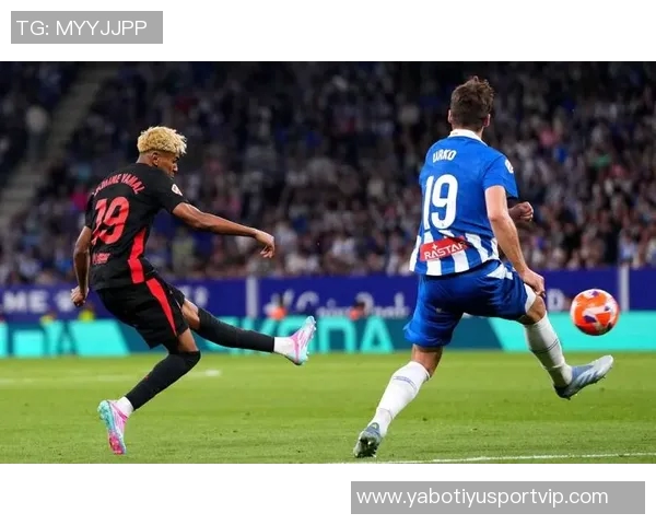 拉波尔塔强调巴萨将坚持会员制诺坎普改造项目进展顺利