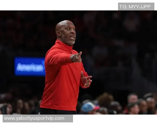 比卢普斯被捕引发球队临时会议气氛紧张尴尬难以言表 比卢普斯被捕引发球队临时会议气氛紧张尴尬难以言表