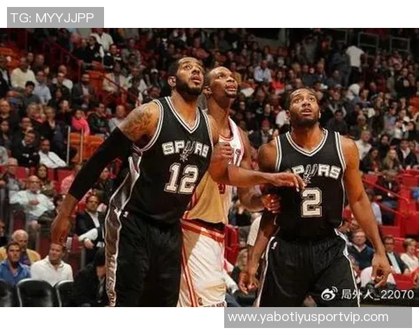 马刺与热火上半场激战正酣文班表现抢眼阿德巴约领军反击 马刺与热火上半场激战正酣文班表现抢眼阿德巴约领军反击